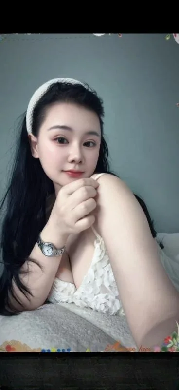 粉嫩大胸尤物 图 3