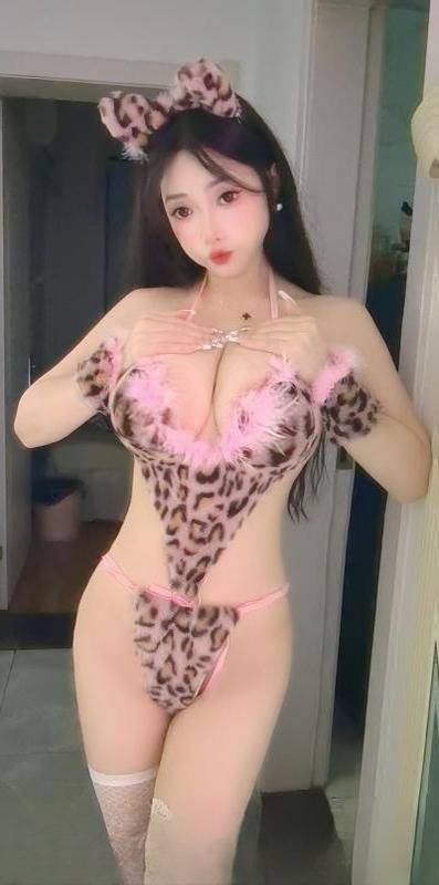 大胸妹核弹级别 图 2