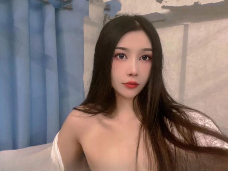 苗条身材性感美女 图 2