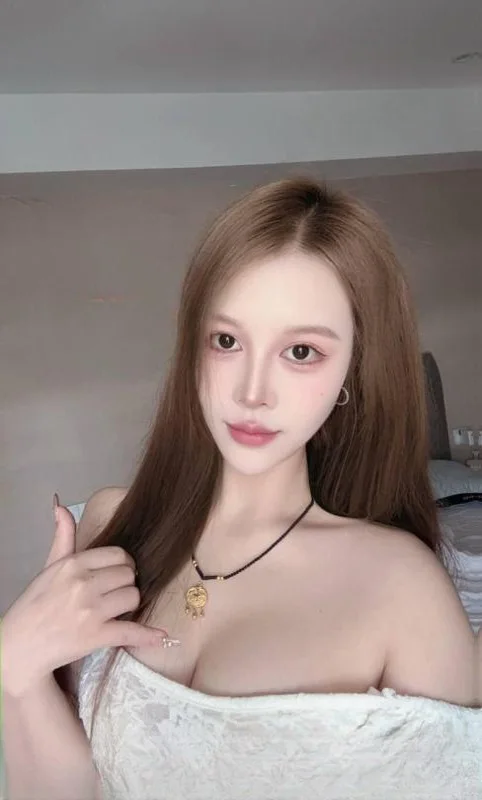 龙华性感风情大茜茜 图 2