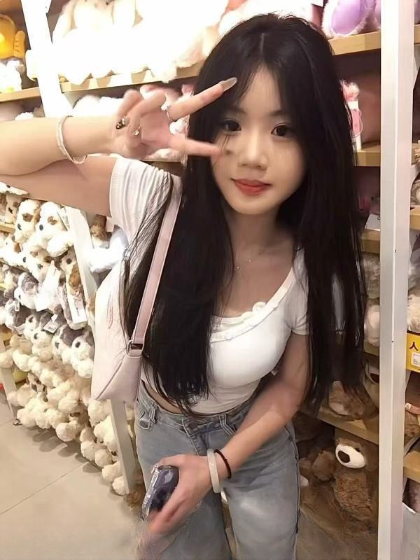 清纯闷骚七七 图 3