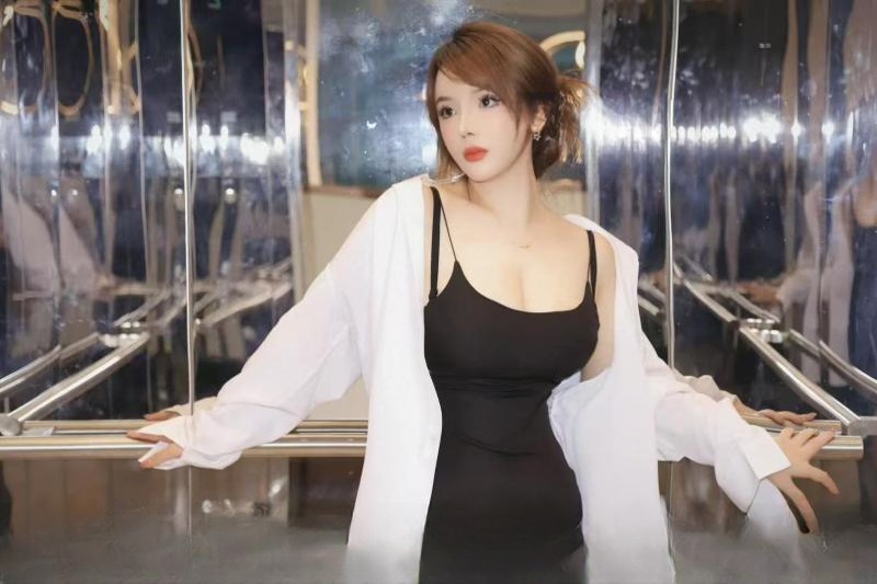 徐东巨乳长腿妹妹 图 4