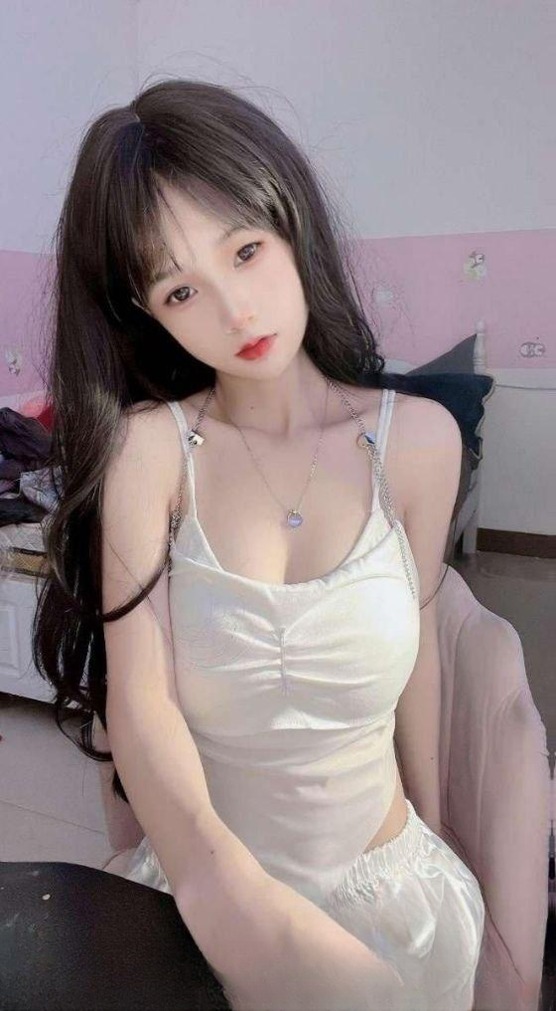 大胸萝莉会高潮夹吸