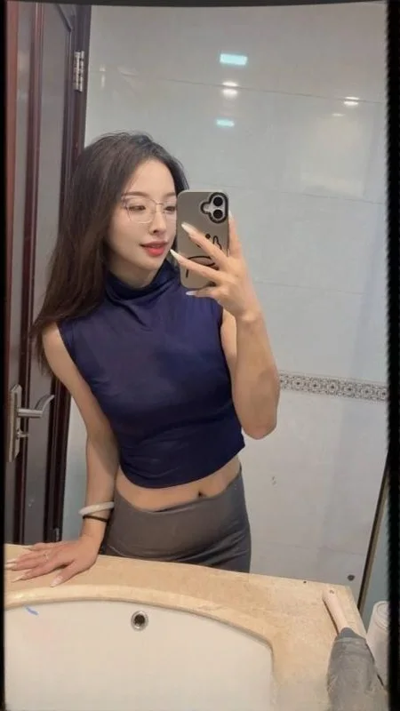 天河性感骚货菜菜子 图 2