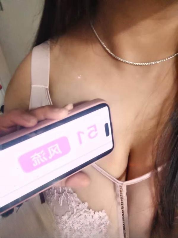神山公园旁服务型姐姐