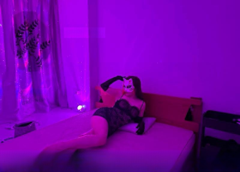 反差小美女 图 3
