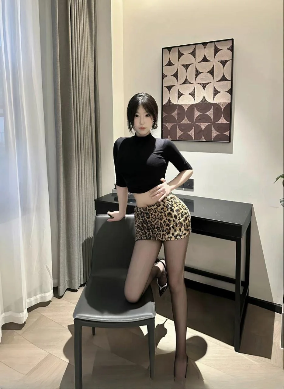 小骚b又紧水又多