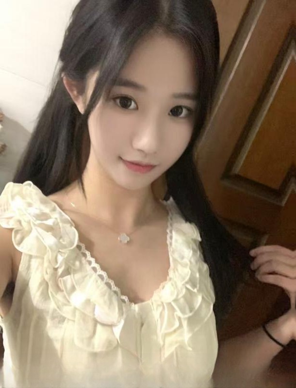 清纯反差萌妹 图 3