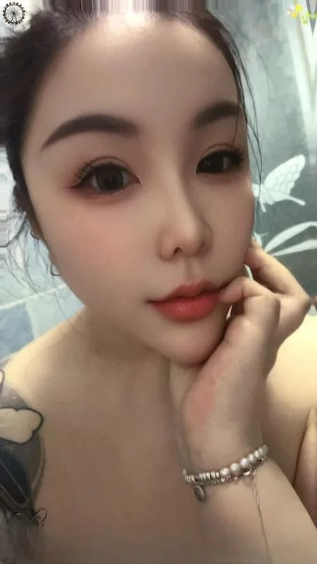 栖霞肥臀巨乳