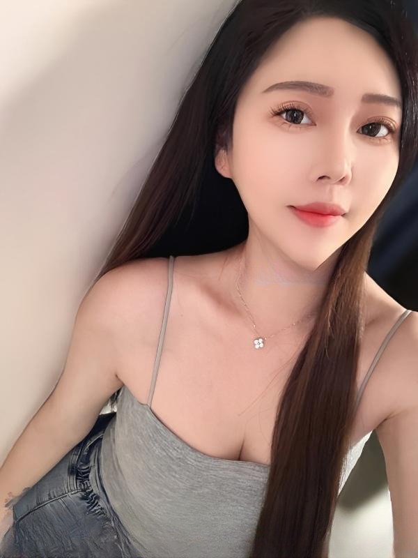 乌市蜜桃臀尤物阿璃 图 3
