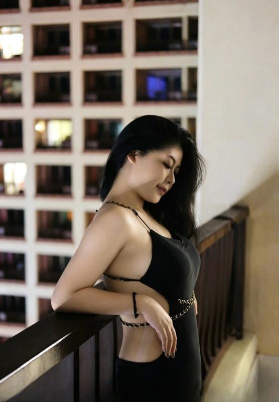 光明大波御姐 图 4