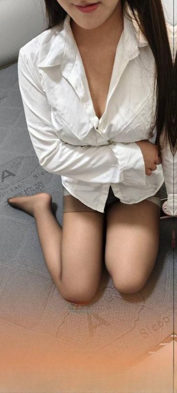 气质御姐身材好 图 2