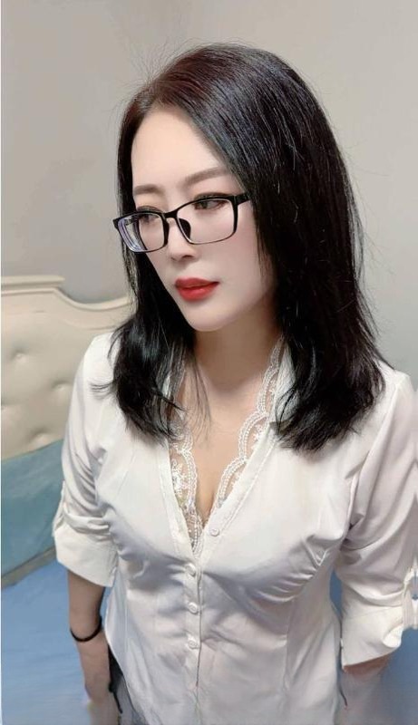 下沙性感嫩妹