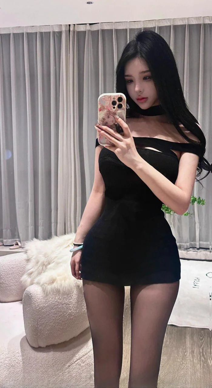 黑丝气质极品美女 图 3