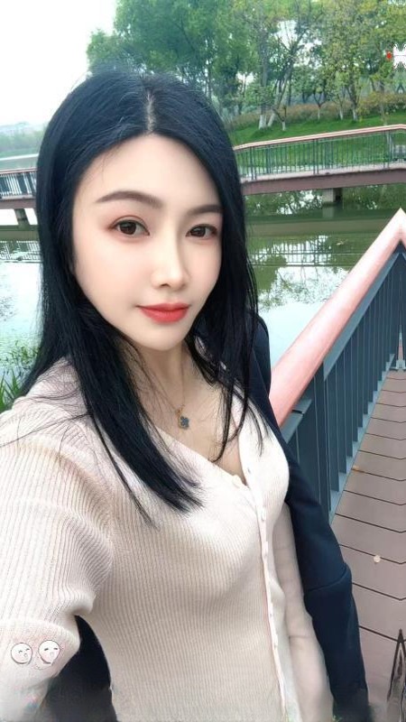 黑丝长腿服务系 图 4