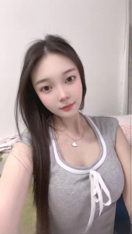 闵行胸大肤白妹子