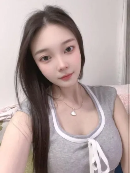 闵行胸大肤白妹子
