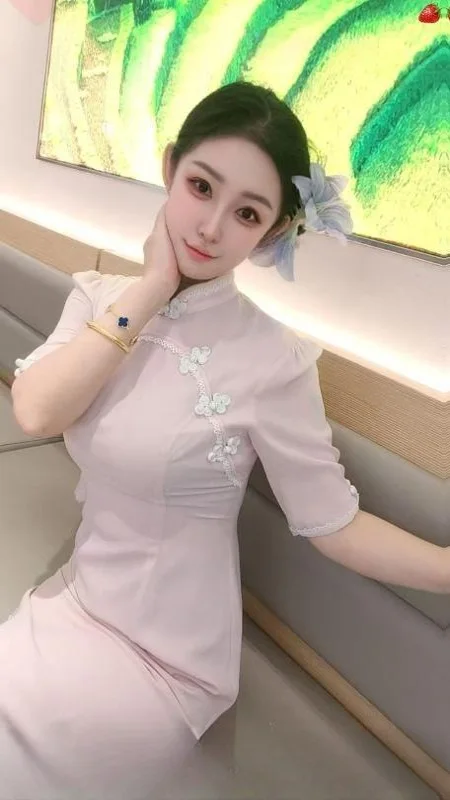 罗湖性感红酒妹