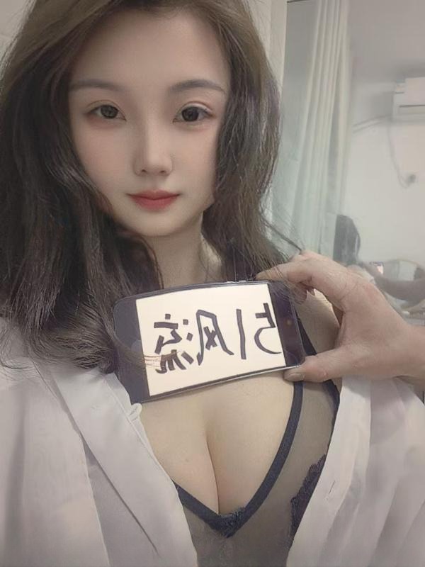 肥臀翘乳配合骚逼