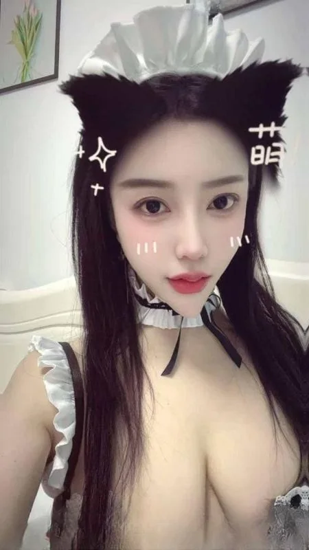 白皙大胸希雅老师