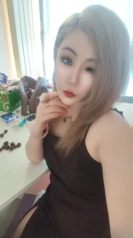 黑丝性感小姐姐 图 3