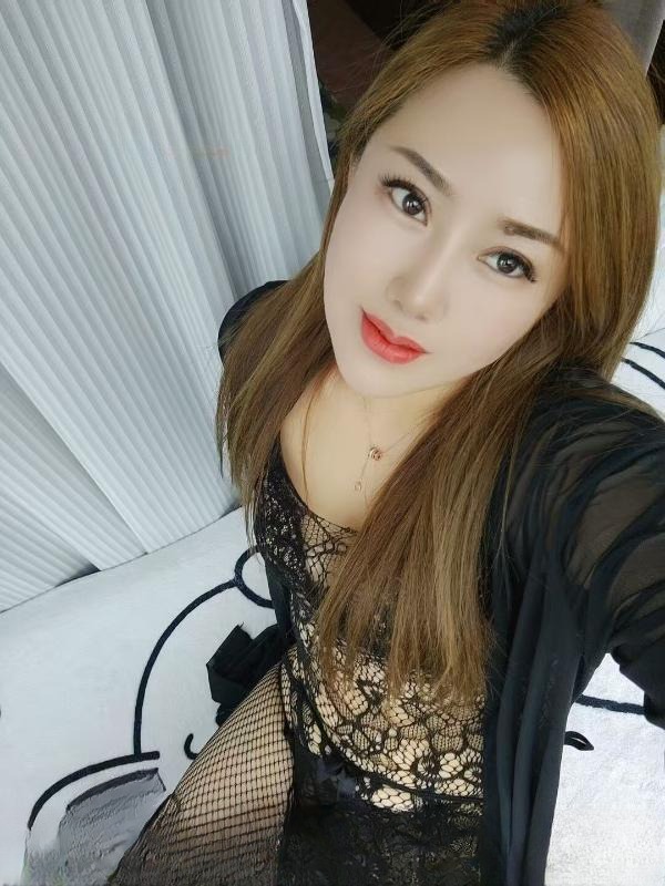 黑丝皇后