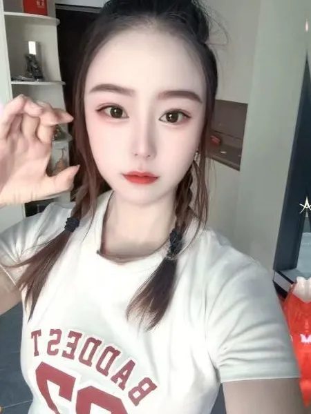 芜湖喷水小姐姐