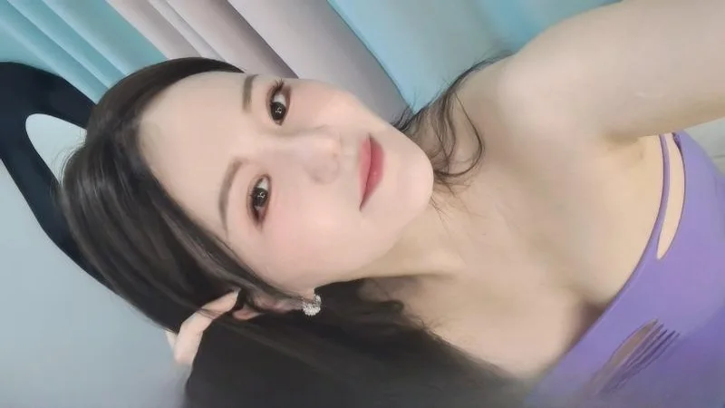 服务系美乳姐姐 图 3