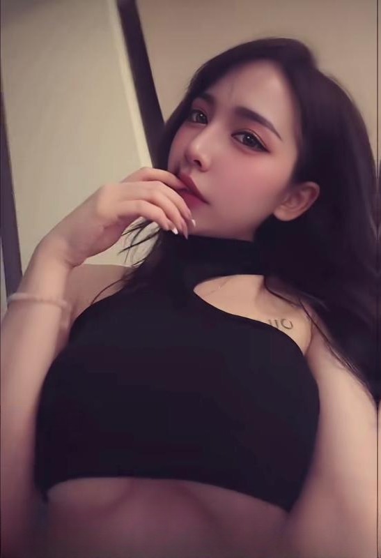 淫荡风骚御姐