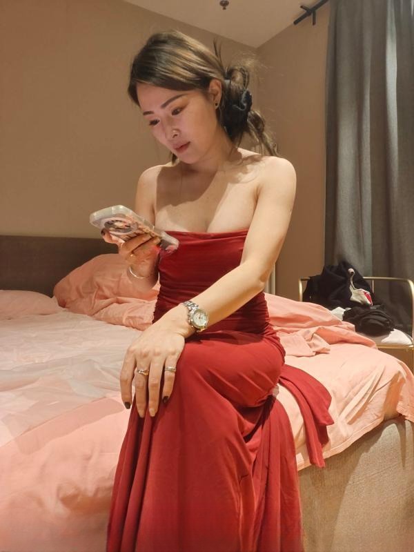 苗条妹子琳达