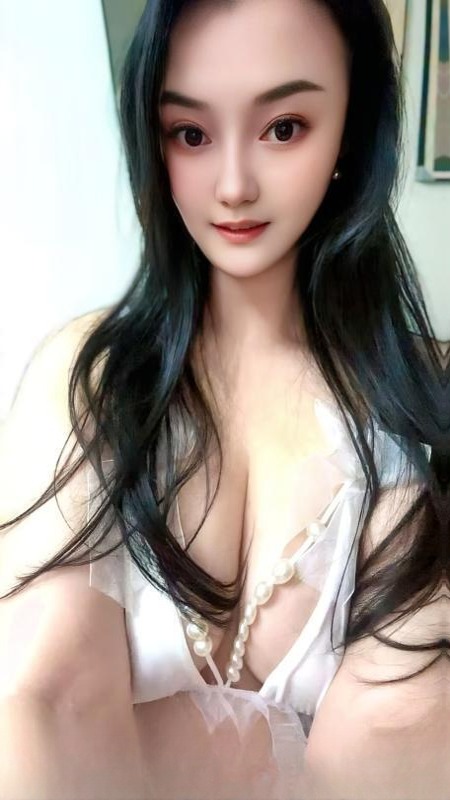 情迷巨乳骚盼盼 图 4
