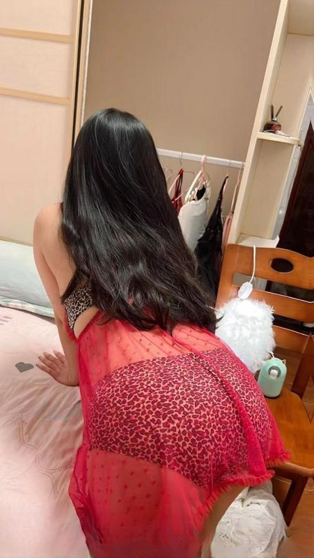 白云大胸骚妇 图 2
