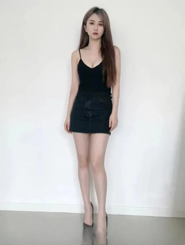 朝阳性感丰满大奶妹 图 4