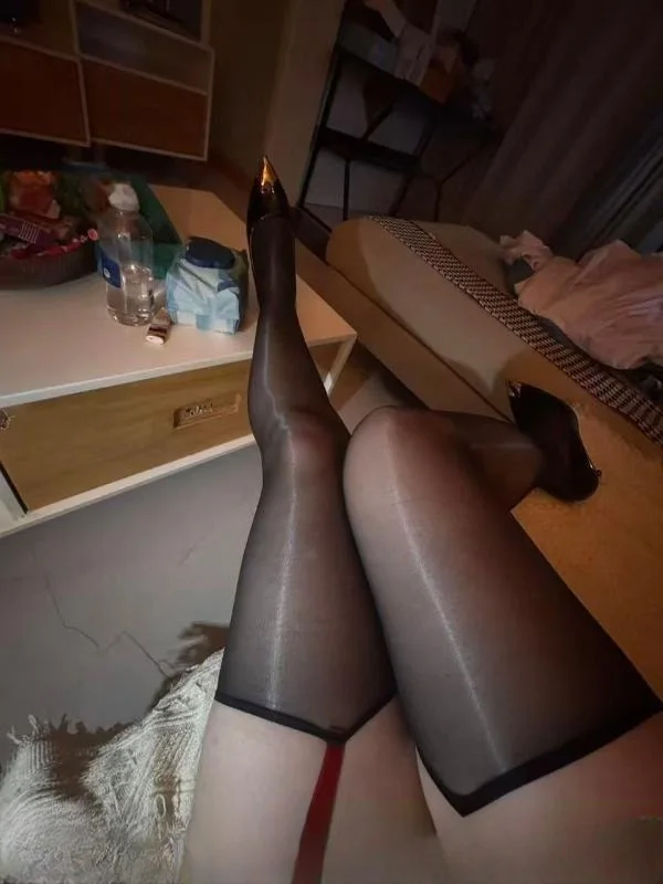 粉嫩粉嫩的大奶子 图 4