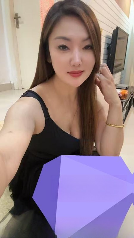 昆山美妇