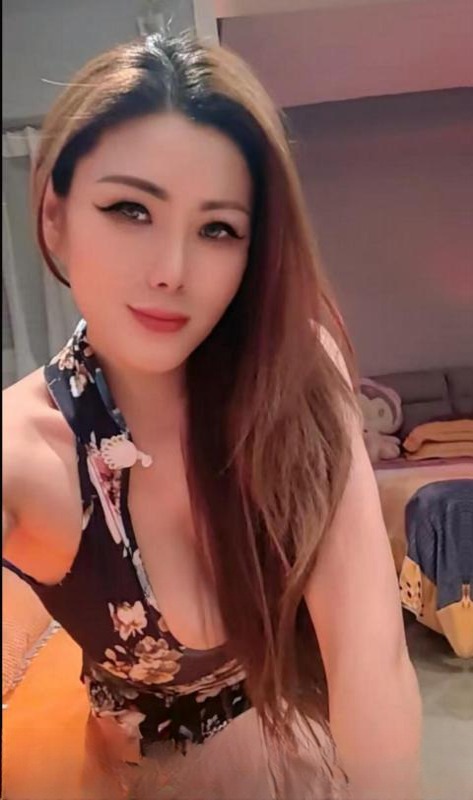 光谷御姐红唇 图 2