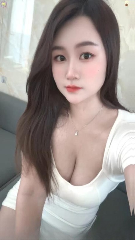 渝北性感大奶萱萱 图 2