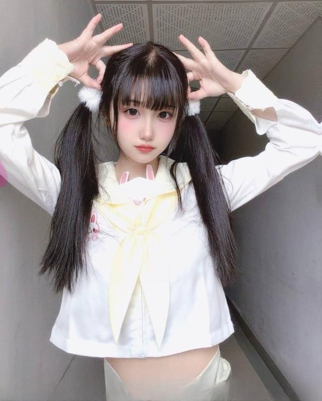 清纯二次元颜值嫩妹 图 3