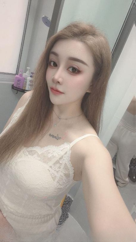 肤白女友感丽莎 图 4