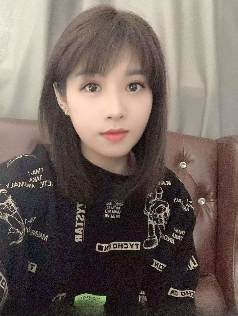 一摸出水很闷骚 图 2