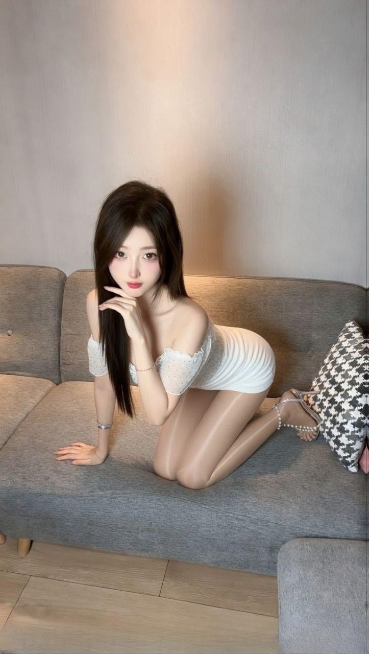 大长腿纯欲御姐