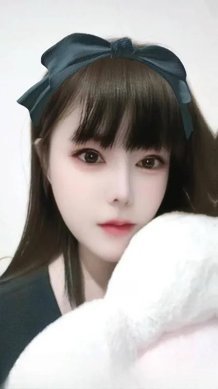 官渡肤白大胸女友 图 3