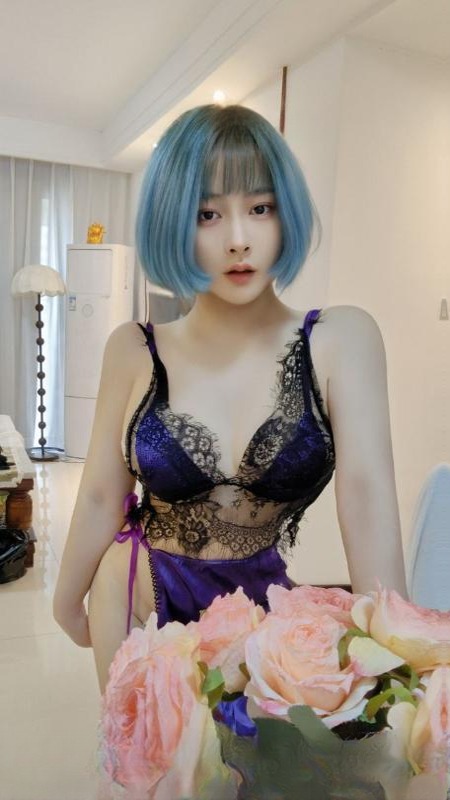 风骚制服诱惑骚少妇