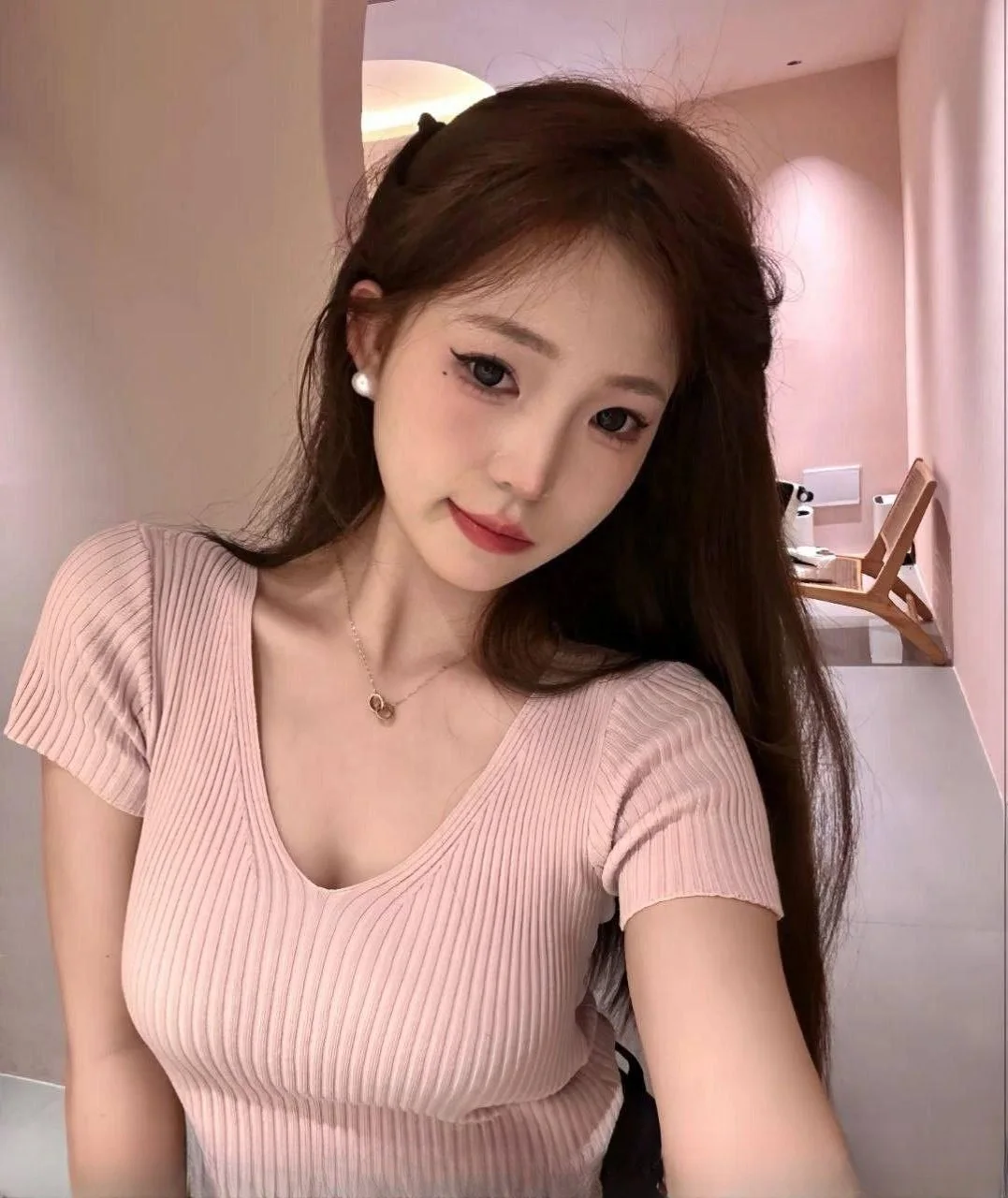 翘臀大奶少妇