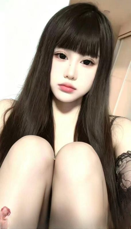 欧美身材美女大胸丰臀 图 3