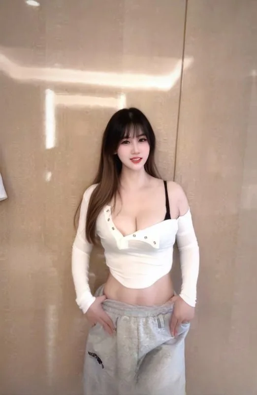 可拍视频大胸微微 图 2