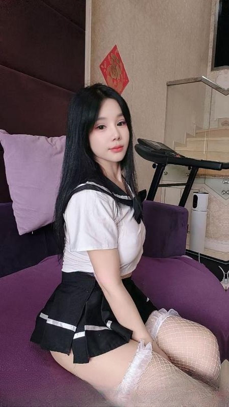 南站白嫩妹妹