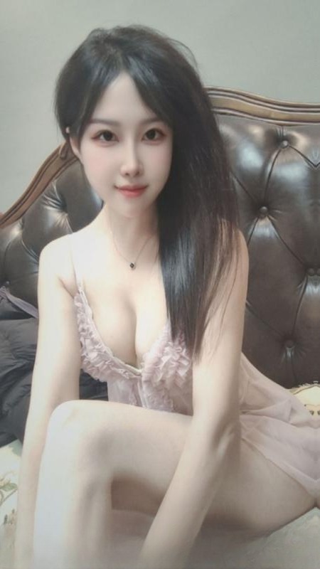 白嫩性感服务系 图 2