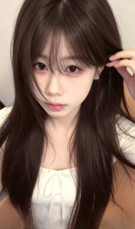 00后清纯嫩菜 图 2