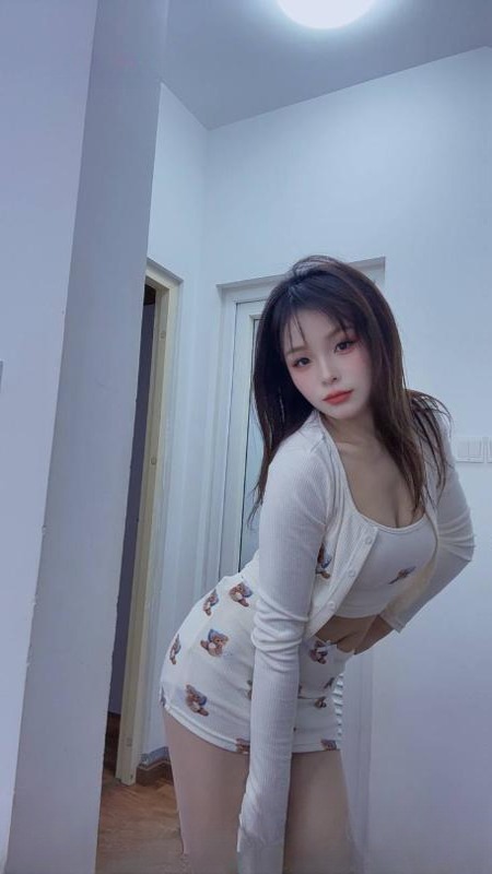 天河翘臀御姐小鱼